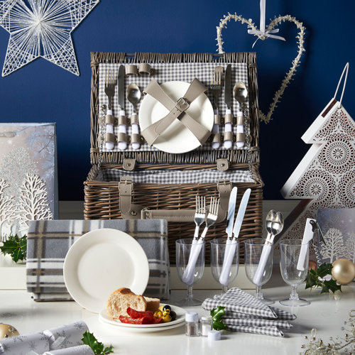 VonShef Deluxe 4 Person Traditional Wicker Picnic Basket & Reviews